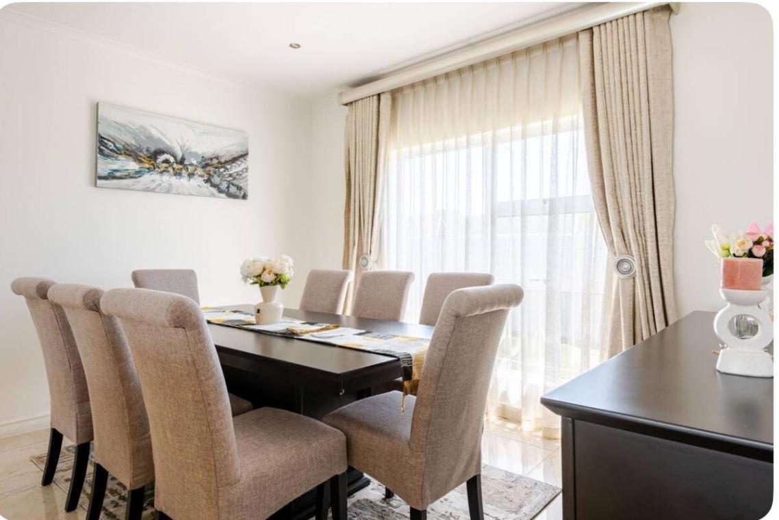 Jdba Homes Of Luxury *